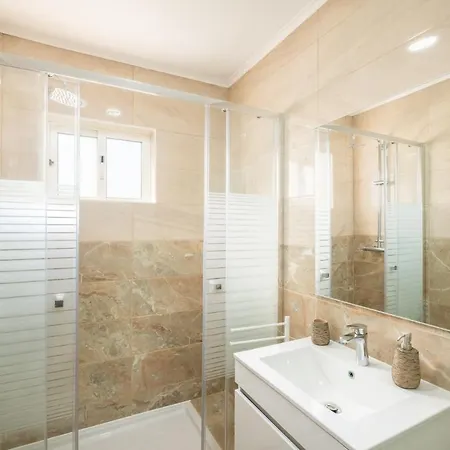 - 3 Bedrooms - Free Wifi Apartment Albufeira